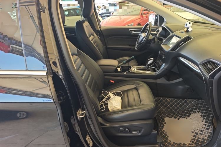 Used Ford Edge 2018 EcoBoost 245 Two-Wheel-Drive Titanium 7-Seater China V Standard Right Front Seat