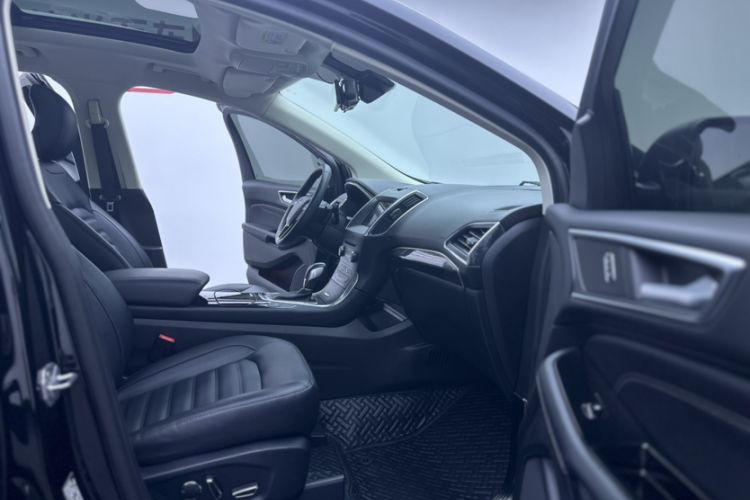Used Ford Edge 2018 EcoBoost 245 Two-Wheel-Drive Titanium 7-Seater China VI Standard Right Front Seat
