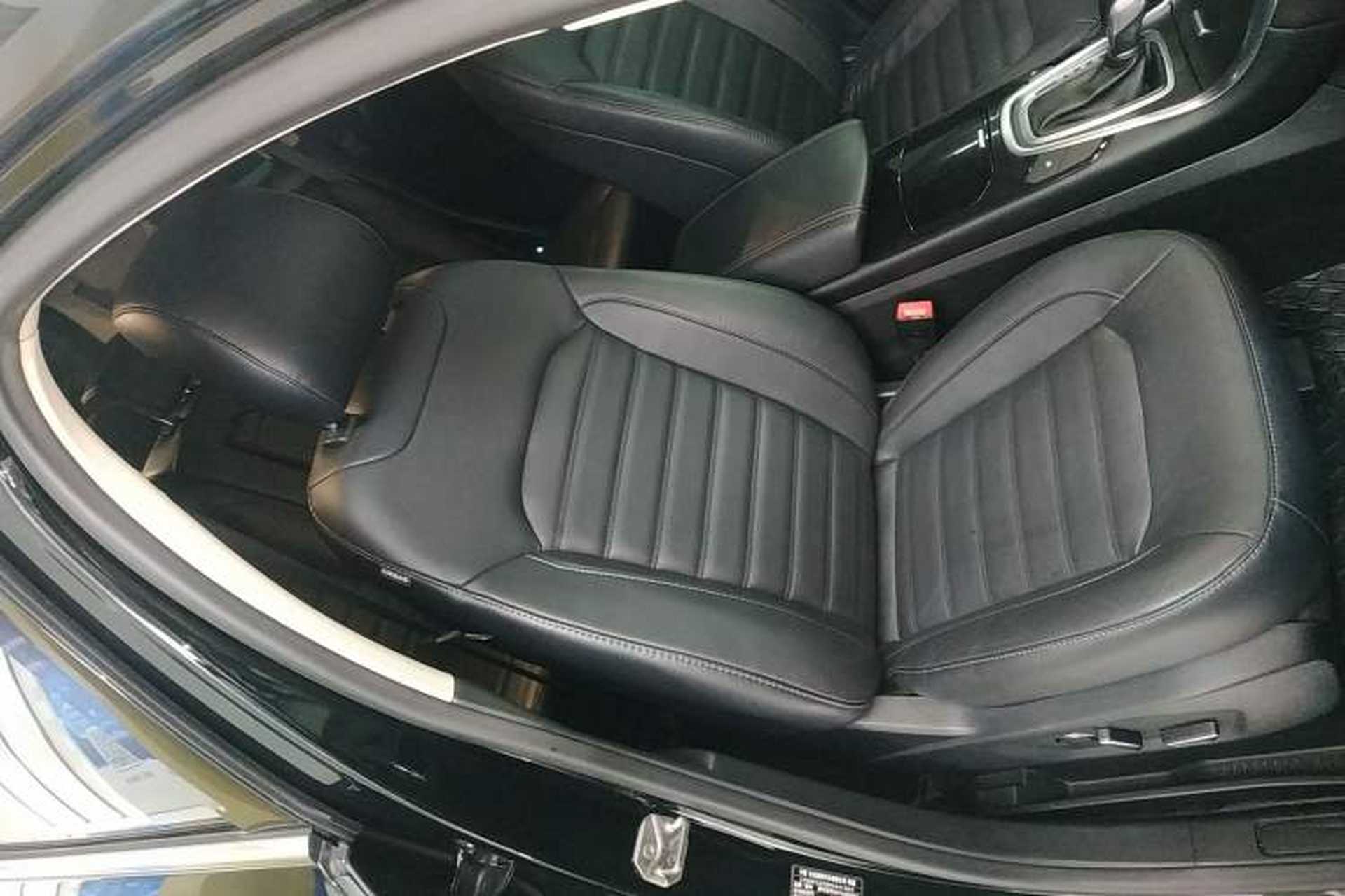 Used Ford Edge 2018 EcoBoost 245 Two-Wheel-Drive Titanium 7-Seater China V Standard Right Front Seat