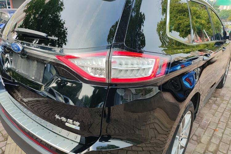 Used Ford Edge 2018 EcoBoost 245 4x4 Titanium Plus 7-Seater China V Standard Right Rear Taillight