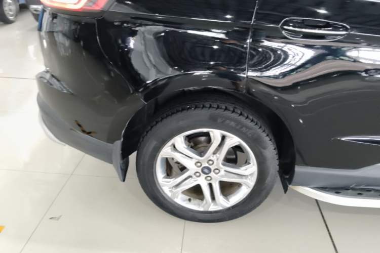 Used Ford Edge 2018 EcoBoost 245 Two-Wheel-Drive Titanium 7-Seater China V Standard Right Rear Wheel Hub