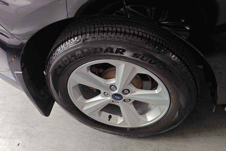 Used Ford Edge 2018 EcoBoost 245 Two-Wheel-Drive Titanium 5-Seater China V Standard Right Rear Wheel Hub