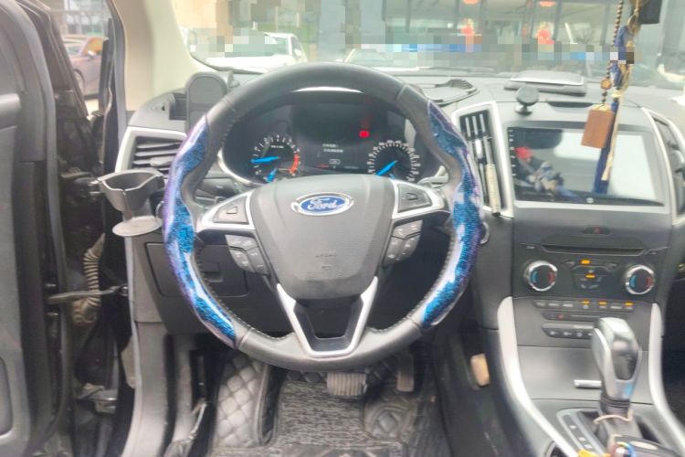 Used Ford Edge 2018 EcoBoost 245 Two-Wheel-Drive Platinum Edition 7-Seater China V Emission Standard Steering Wheel