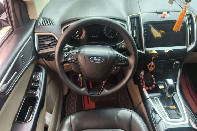 Used Ford Edge 2018 EcoBoost 245 Two-Wheel-Drive Titanium 5-Seater China V Standard Steering Wheel