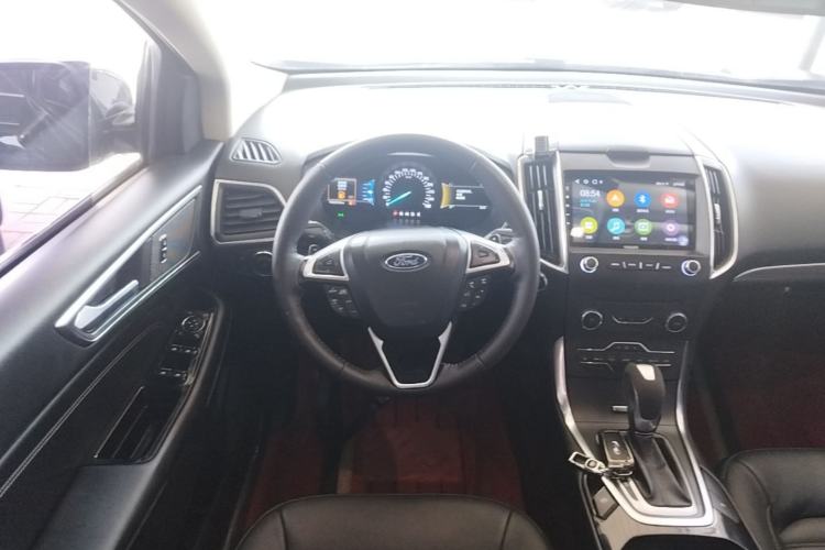 Used Ford Edge 2018 EcoBoost 245 Two-Wheel-Drive Titanium 7-Seater China V Standard Steering Wheel
