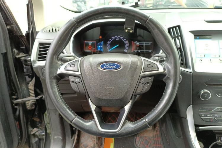 Used Ford Edge 2018 EcoBoost 245 Two-Wheel-Drive Titanium 7-Seater China V Standard Steering Wheel