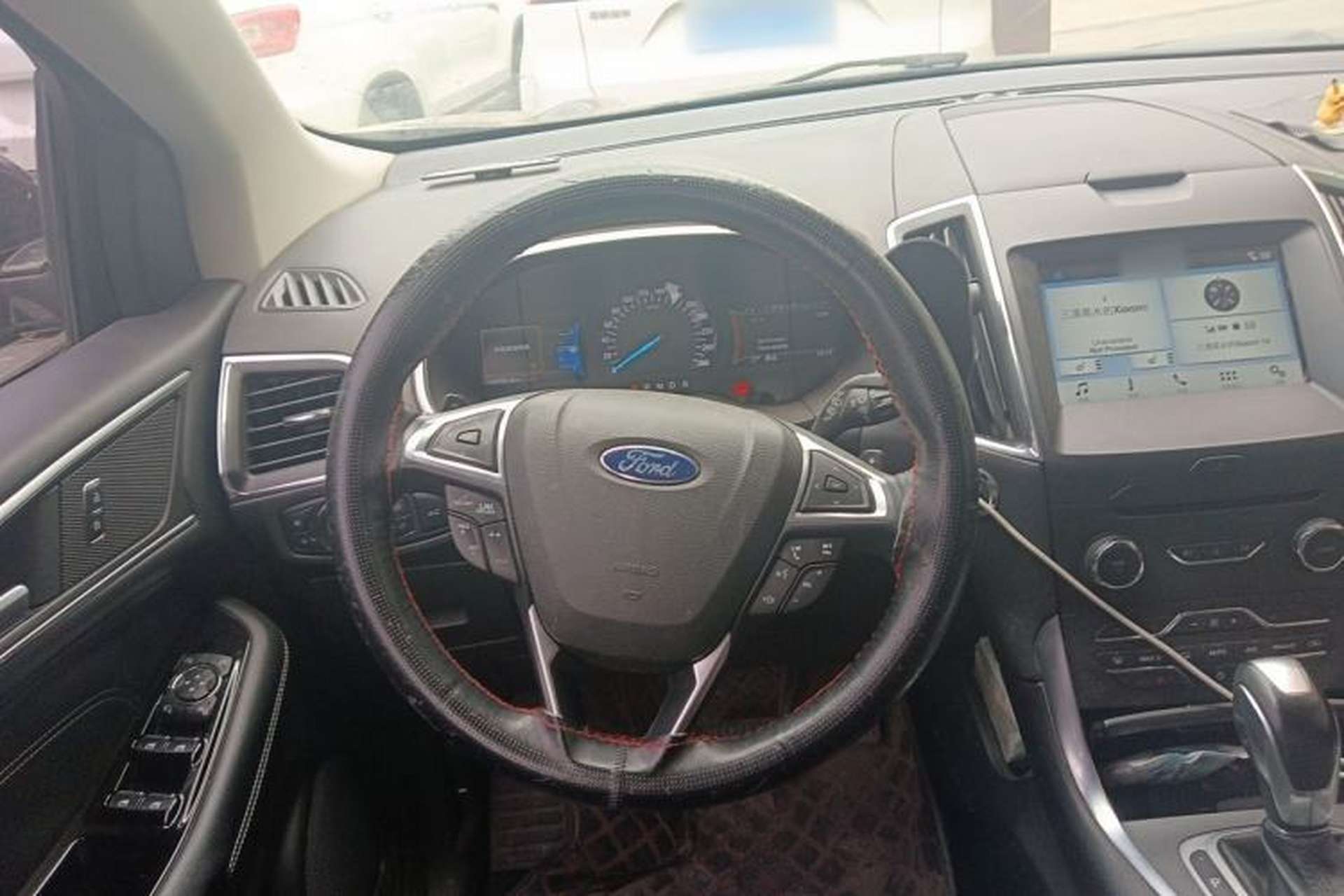 Used Ford Edge 2018 EcoBoost 245 Two-Wheel-Drive Titanium 7-Seater China V Standard Steering Wheel
