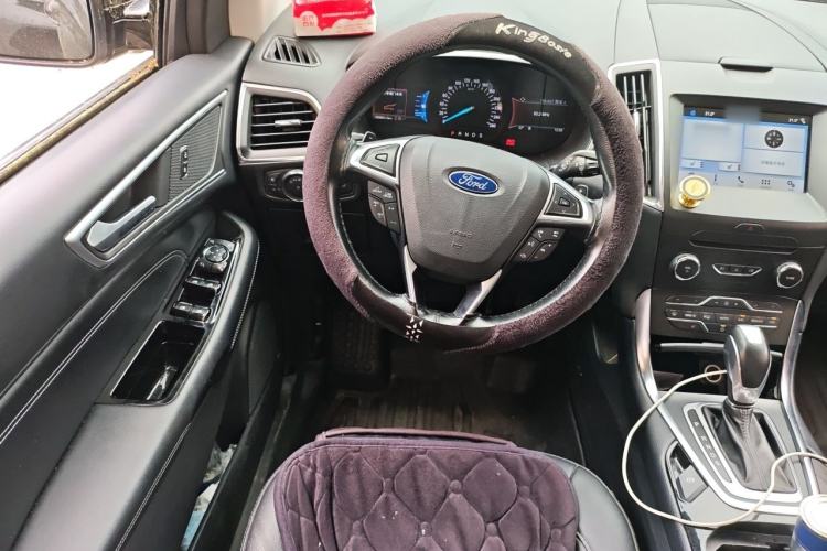 Used Ford Edge 2018 EcoBoost 245 Two-Wheel-Drive Titanium 7-Seater China VI Standard Steering Wheel