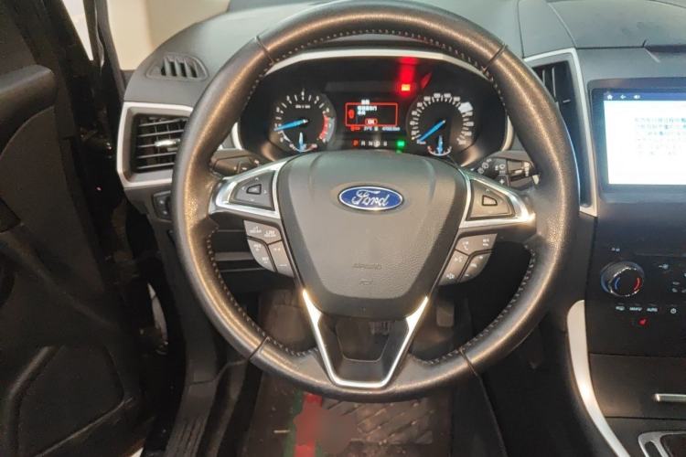 Used Ford Edge 2018 Facelifted EcoBoost 245 Two-Wheel-Drive Platinum Edition 5 Seats China V Emission Standard Steering Wheel