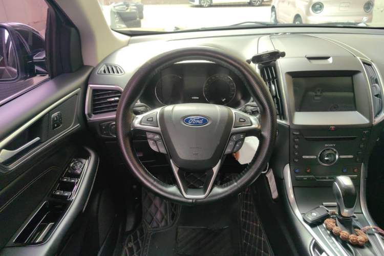 Used Ford Edge 2018 EcoBoost 245 4x4 Titanium Plus 7-Seater China V Standard Steering Wheel
