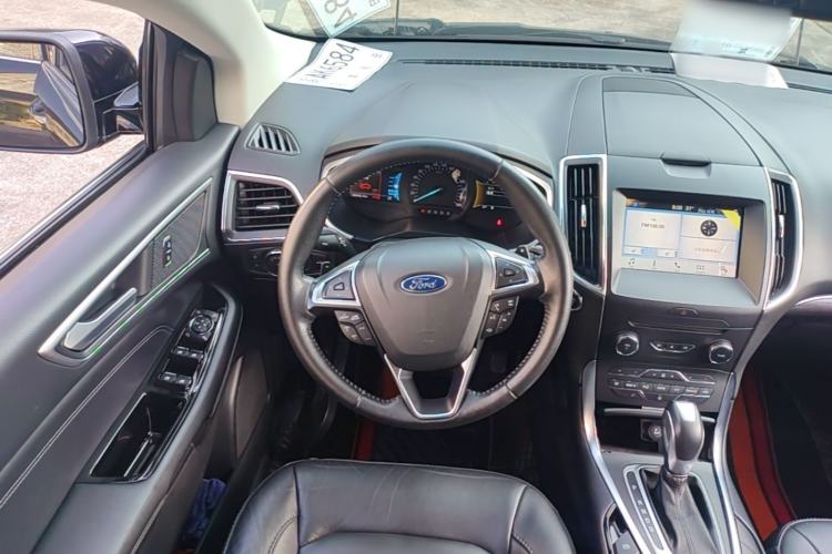 Used Ford Edge 2018 EcoBoost 245 Two-Wheel-Drive Titanium 7-Seater China V Standard Steering Wheel