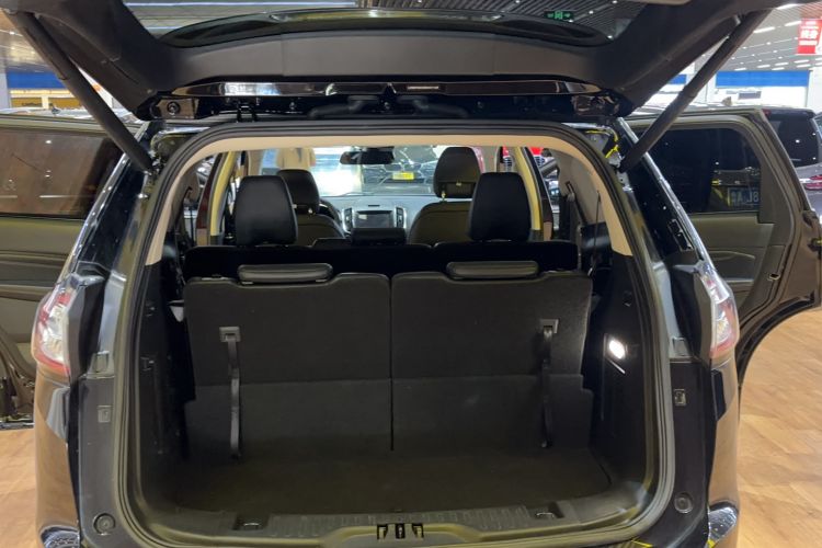 Used Ford Edge 2018 EcoBoost 245 Two-Wheel-Drive Titanium 7-Seater China V Standard Trunk