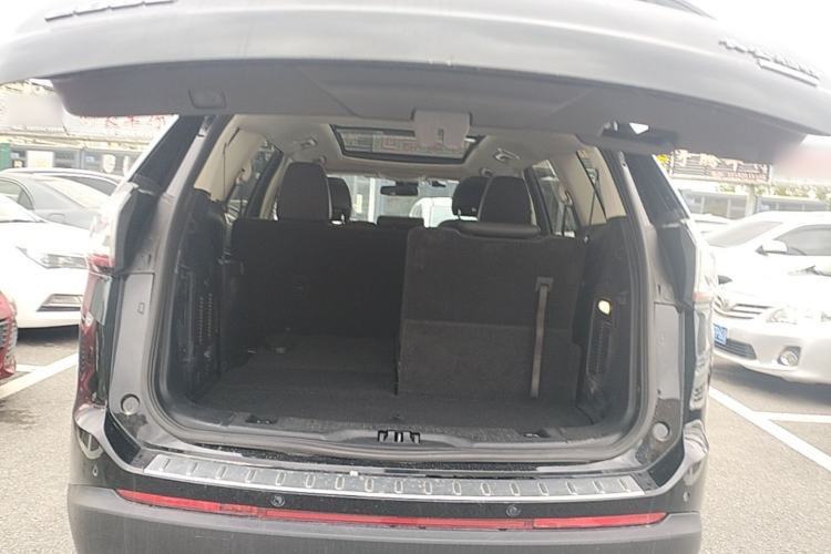 Used Ford Edge 2018 EcoBoost 245 Two-Wheel-Drive Titanium 7-Seater China V Standard Trunk
