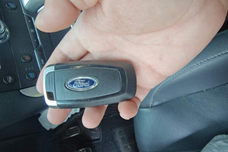 Used Ford Edge 2018 EcoBoost 245 4x4 Titanium Plus 7-Seater China V Standard Vehicle Key