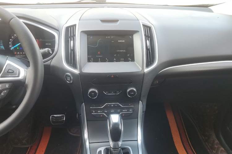 Used Ford Edge 2018 EcoBoost 245 Four-Wheel Drive Sporty 7-Seater China V Standard Audio And AC Panel