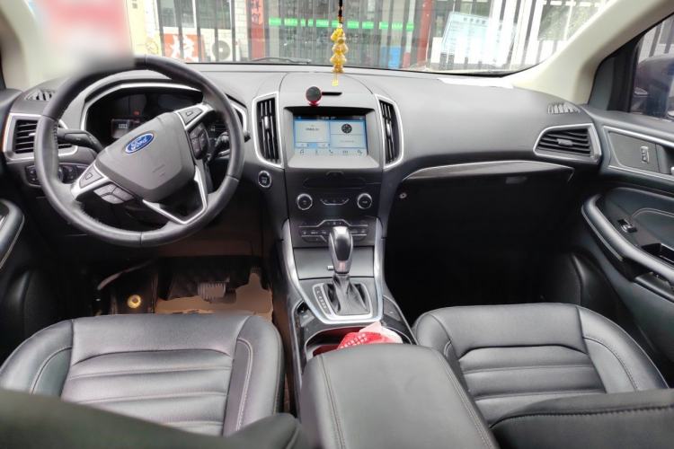 Used Ford Edge 2018 EcoBoost 245 Two-Wheel-Drive Titanium 7-Seater China V Standard Center Console