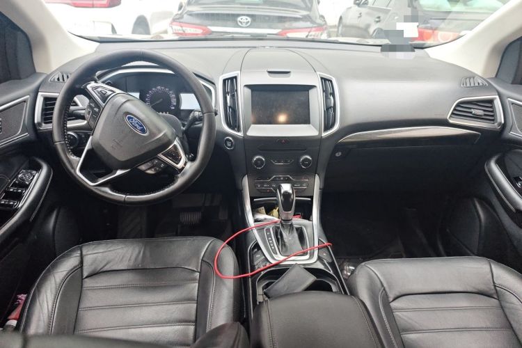 Used Ford Edge 2018 EcoBoost 245 Two-Wheel-Drive Titanium 7-Seater China V Standard Center Console