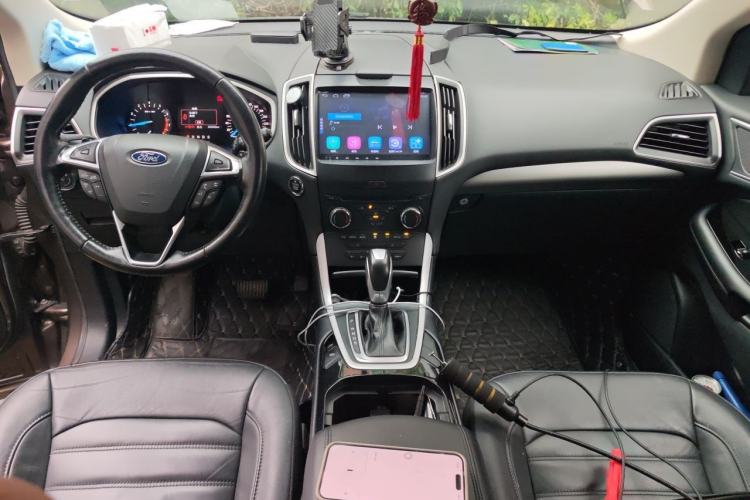 Used Ford Edge 2018 EcoBoost 245 Two-Wheel-Drive Platinum Edition 7-Seater China V Emission Standard Center Console
