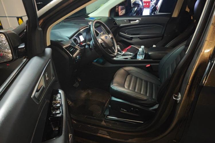 Used Ford Edge 2018 EcoBoost 245 Two-Wheel-Drive Titanium 7-Seater China VI Standard Driver Seat