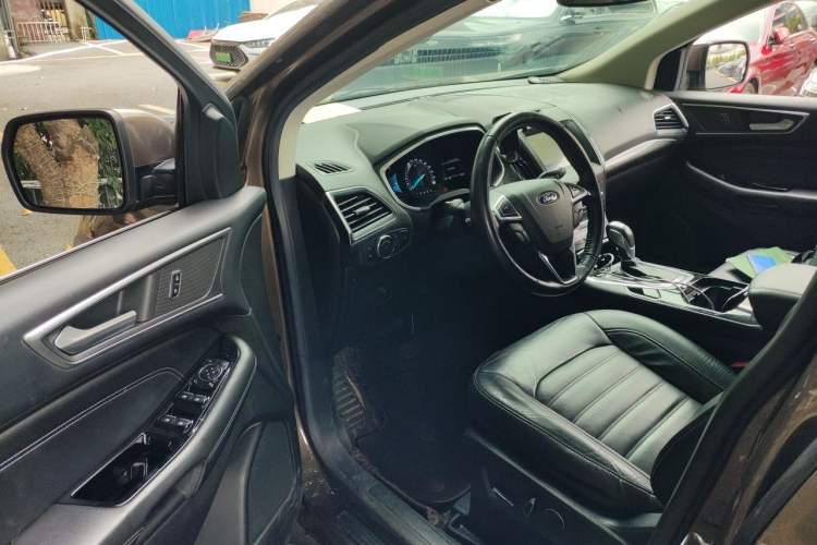 Used Ford Edge 2018 EcoBoost 245 Two-Wheel-Drive Titanium 7-Seater China V Standard Driver Seat