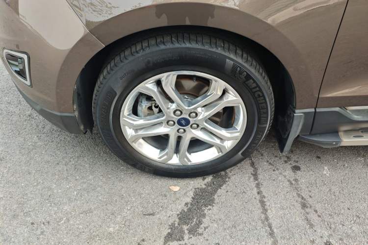 Used Ford Edge 2018 EcoBoost 245 Two-Wheel-Drive Titanium 7-Seater China V Standard Exterior 7