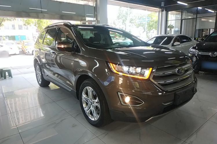 Used Ford Edge 2018 EcoBoost 245 Two-Wheel-Drive Titanium 7-Seater China V Standard Front Right 45 Deg