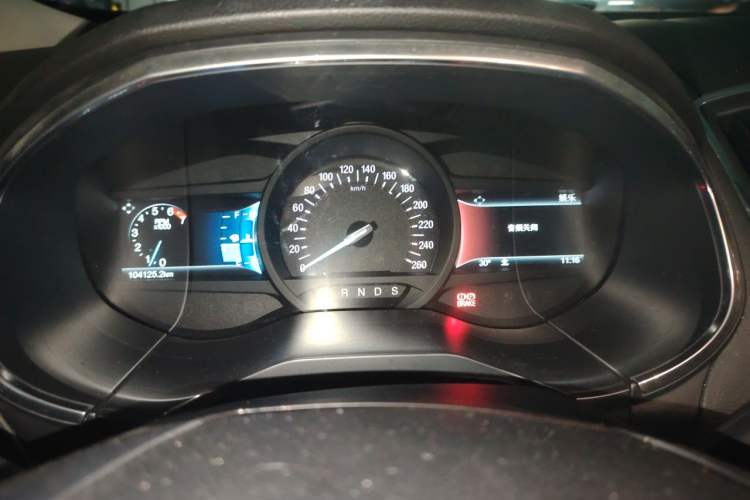 Used Ford Edge 2018 EcoBoost 245 Two-Wheel-Drive Titanium 7-Seater China V Standard Instrument Cluster