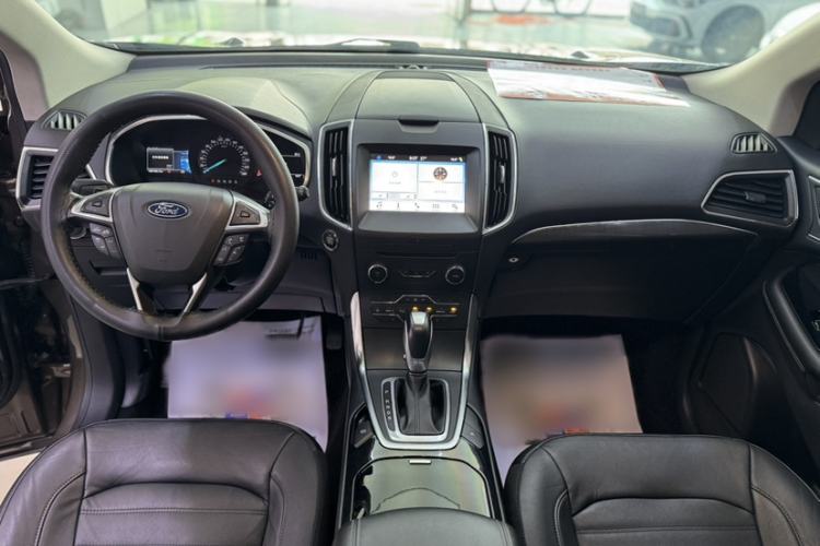 Used Ford Edge 2018 EcoBoost 245 Two-Wheel-Drive Titanium 7-Seater China V Standard Interior 1