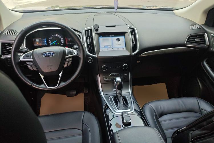 Used Ford Edge 2018 EcoBoost 245 Two-Wheel-Drive Titanium 7-Seater China V Standard Interior 2