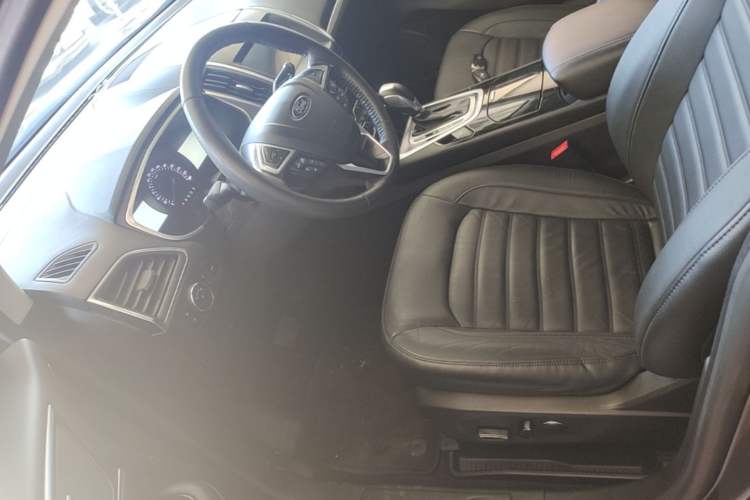 Used Ford Edge 2018 EcoBoost 245 Two-Wheel-Drive Titanium 7-Seater China V Standard Left Front Seat