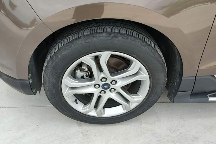 Used Ford Edge 2018 EcoBoost 245 Two-Wheel-Drive Titanium 7-Seater China VI Standard Left Front Wheel Hub