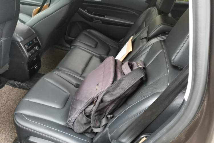Used Ford Edge 2018 EcoBoost 245 Four-Wheel Drive Titanium 7-Seater Left Rear Seat