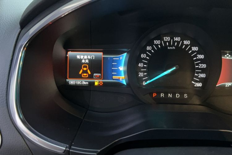 Used Ford Edge 2018 EcoBoost 245 Two-Wheel-Drive Titanium 7-Seater China V Standard Odometer Close Up