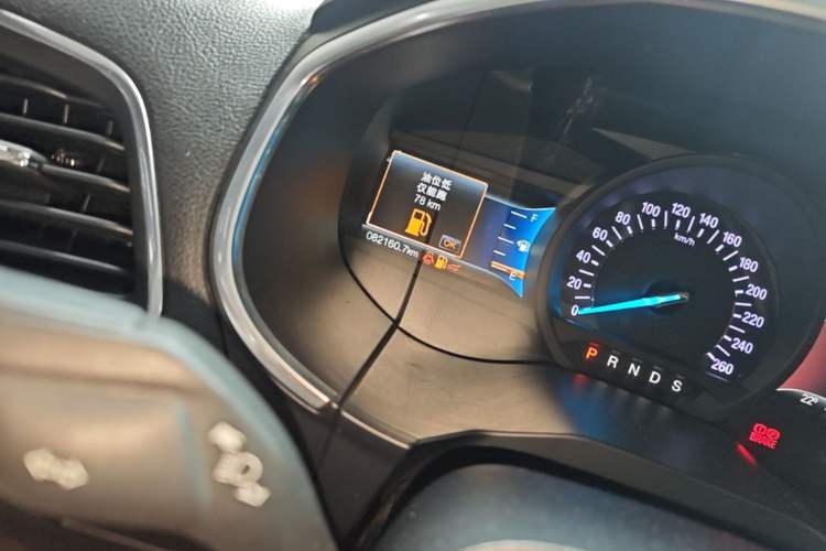 Used Ford Edge 2018 EcoBoost 245 Two-Wheel-Drive Titanium 7-Seater China VI Standard Odometer Close Up