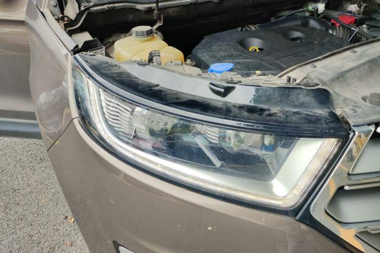 Used Ford Edge 2018 EcoBoost 245 Two-Wheel-Drive Titanium 7-Seater China V Standard Right Front Headlight