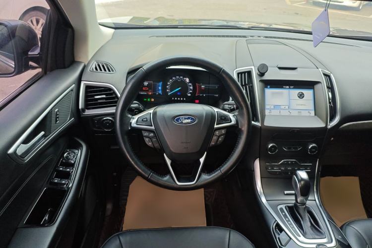Used Ford Edge 2018 EcoBoost 245 Two-Wheel-Drive Titanium 7-Seater China V Standard Steering Wheel
