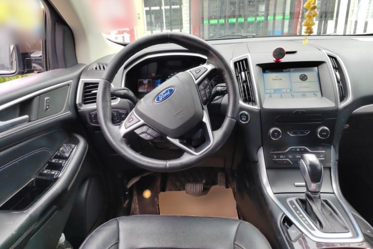 Used Ford Edge 2018 EcoBoost 245 Two-Wheel-Drive Titanium 7-Seater China V Standard Steering Wheel