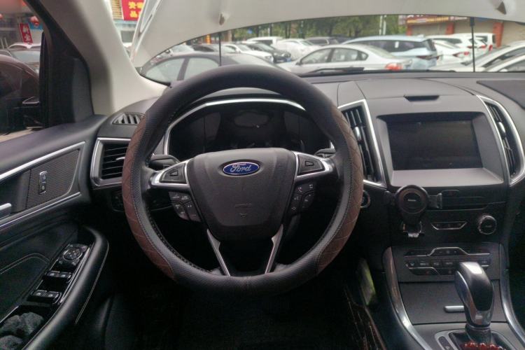 Used Ford Edge 2018 EcoBoost 245 Two-Wheel-Drive Titanium 7-Seater China V Standard Steering Wheel