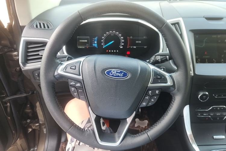 Used Ford Edge 2018 EcoBoost 245 Four-Wheel Drive Sporty 7-Seater China V Standard Steering Wheel