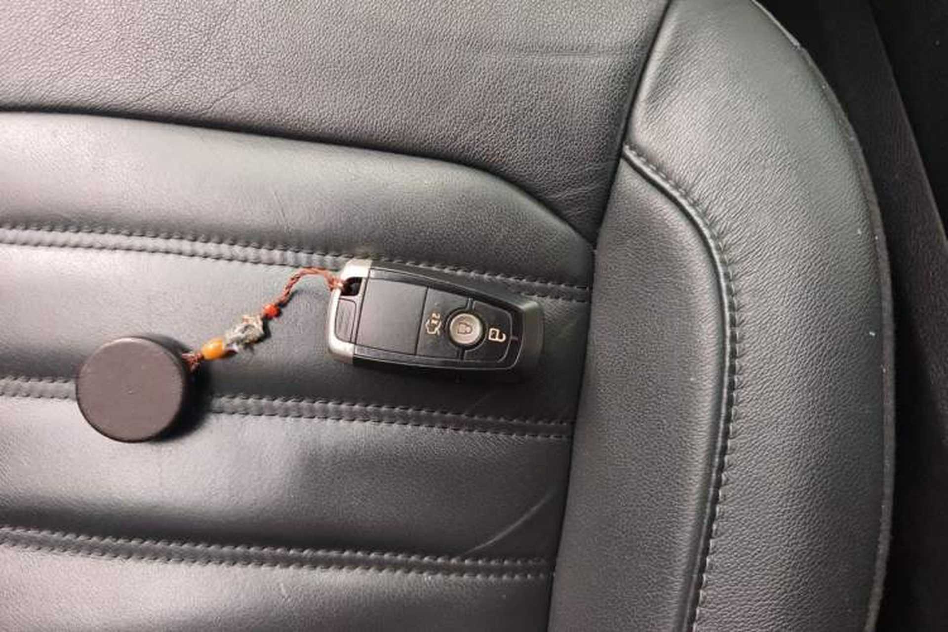 Used Ford Edge 2018 EcoBoost 245 Two-Wheel-Drive Platinum Edition 7-Seater China V Emission Standard Vehicle Key