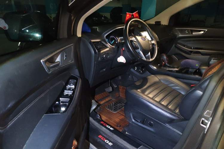 Used Ford Edge 2018 EcoBoost 245 Two-Wheel-Drive Titanium 7-Seater China V Standard Driver Seat