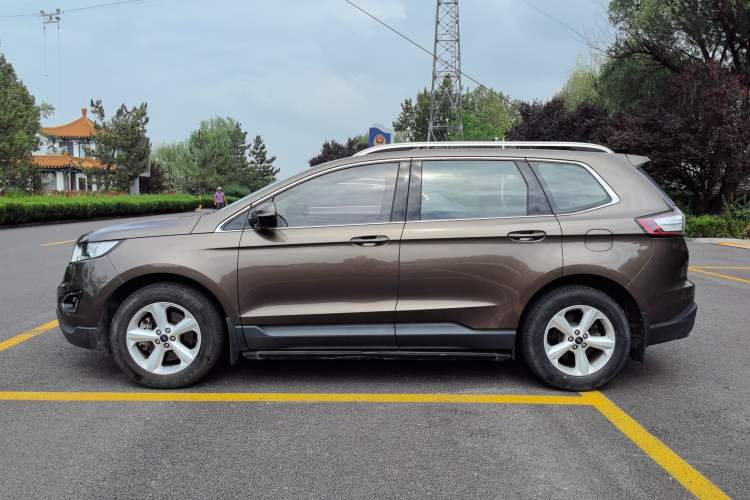 Used Ford Edge 2018 EcoBoost 245 Two-Wheel-Drive Titanium 5-Seater China V Standard Left Side