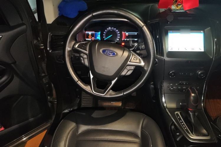 Used Ford Edge 2018 EcoBoost 245 Two-Wheel-Drive Titanium 7-Seater China V Standard Steering Wheel