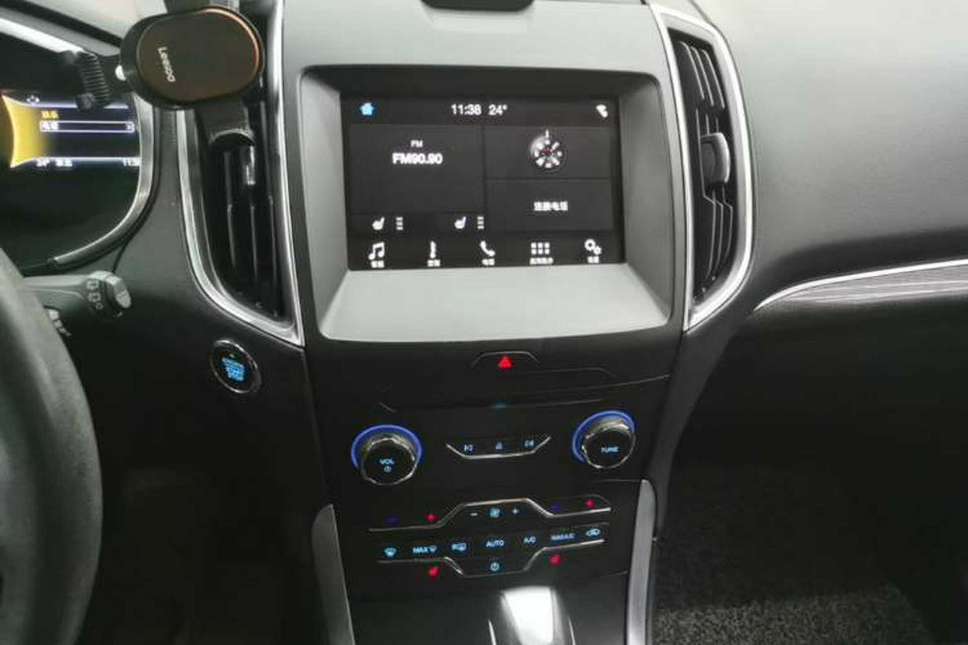 Used Ford Edge 2018 EcoBoost 245 Two-Wheel-Drive Titanium 7-Seater China V Standard Audio And AC Panel