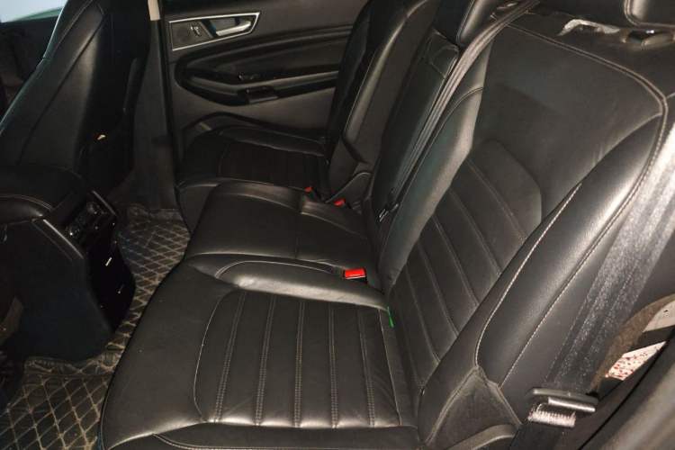 Used Ford Edge 2018 EcoBoost 245 Four-Wheel Drive Titanium 7-Seater Left Rear Seat