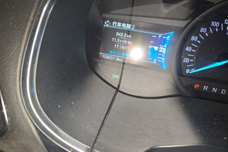 Used Ford Edge 2018 EcoBoost 245 Two-Wheel-Drive Titanium 7-Seater China V Standard Odometer Close Up