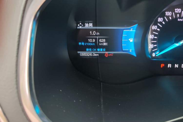 Used Ford Edge 2018 EcoBoost 245 Two-Wheel-Drive Titanium 7-Seater China V Standard Odometer Close Up