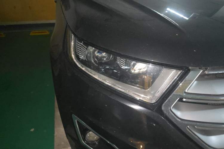 Used Ford Edge 2018 EcoBoost 245 Two-Wheel-Drive Titanium 7-Seater China V Standard Right Front Headlight