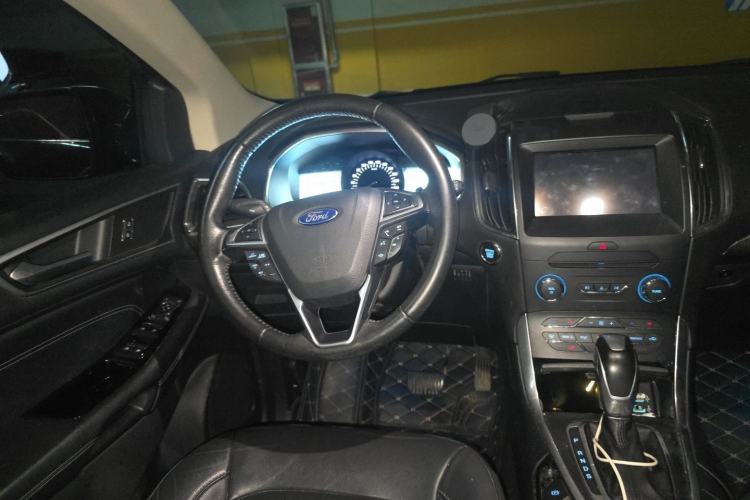 Used Ford Edge 2018 EcoBoost 245 Two-Wheel-Drive Titanium 7-Seater China V Standard Steering Wheel