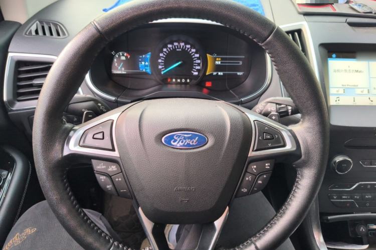 Used Ford Edge 2018 EcoBoost 245 Two-Wheel-Drive Titanium 7-Seater China V Standard Steering Wheel